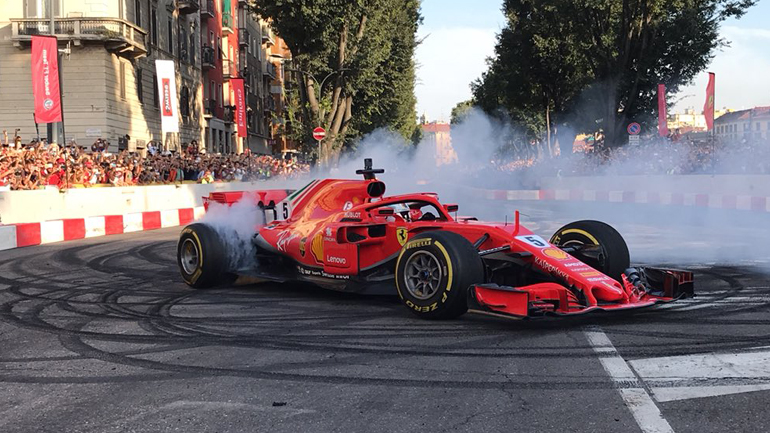 Έκλεισαν οι δρόμοι στο Μιλάνο για χάρη της Ferrari